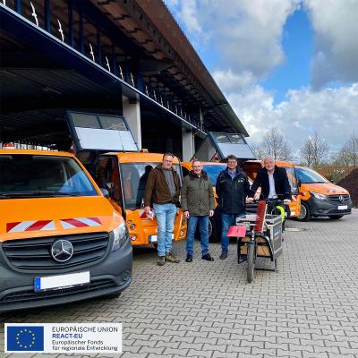 Neue E-Fahrzeuge beim Baubetriebshof der Stadt Kempen